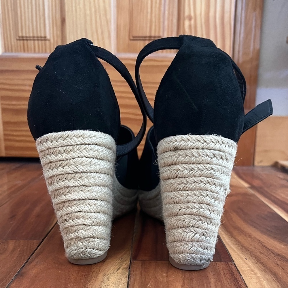 Torrid 11 Wide Perferated Espadrille Wedge Ankle Strap Casual Chic - Picture 5 of 10